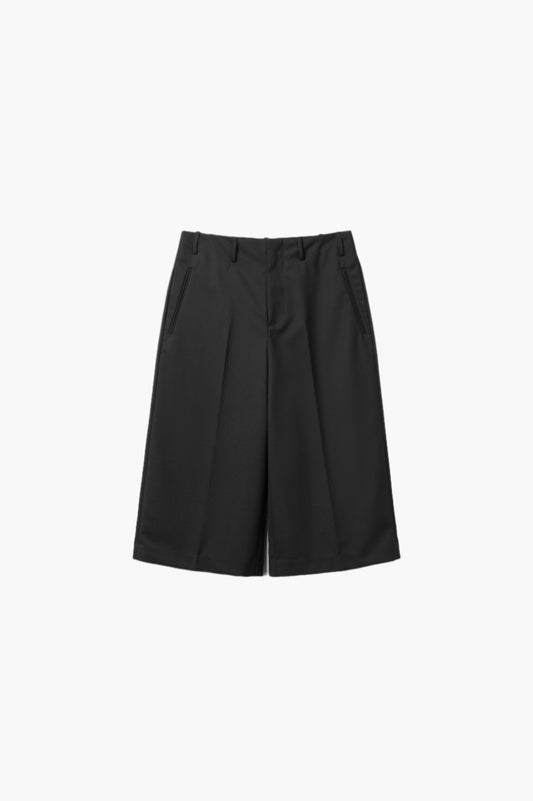 SALWEEN QUARTER SHORTS